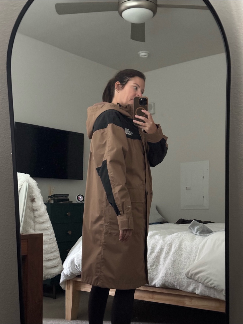 Reign on Parka - Picture 8 of 8